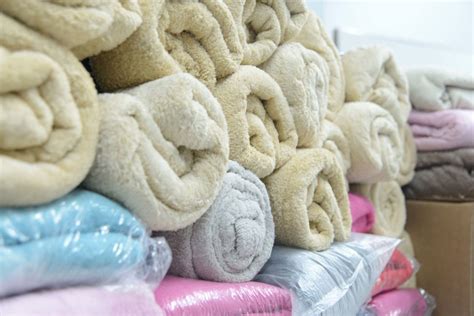 Campanha de Inverno arrecada 11,5 mil peças; além de roupas, .